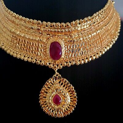 Hiraola's Product Image